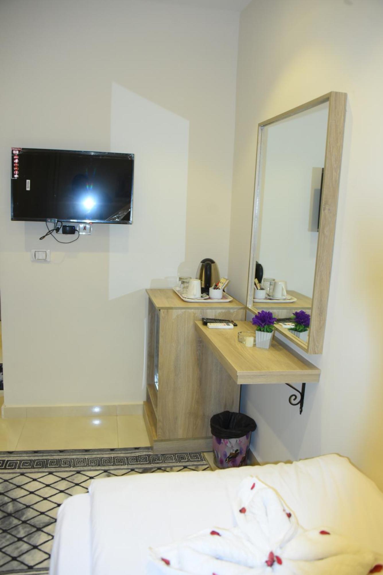 Locanda Pyramids Hotel Kafrat al Jabal Екстер'єр фото